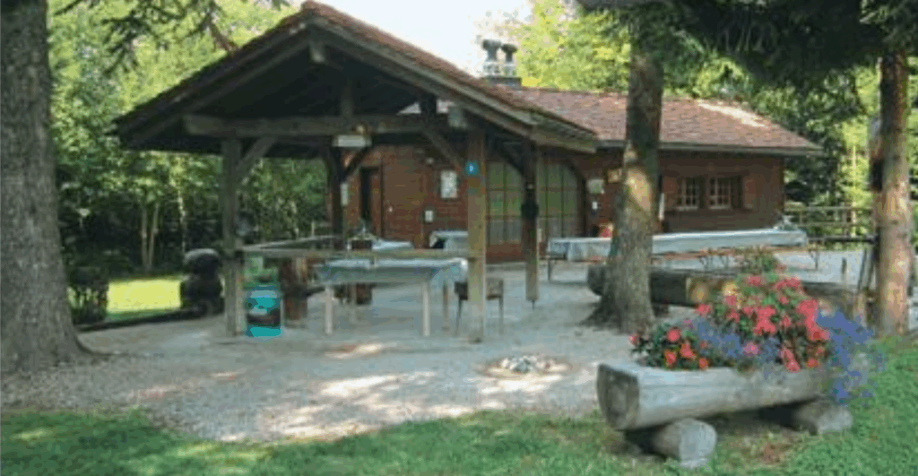 La cabane du Mont Vuarat
